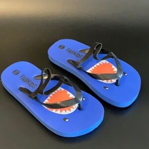 FABKIDS Shark Face flip flop